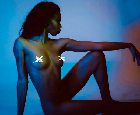 The Galactic Goddess Lips 