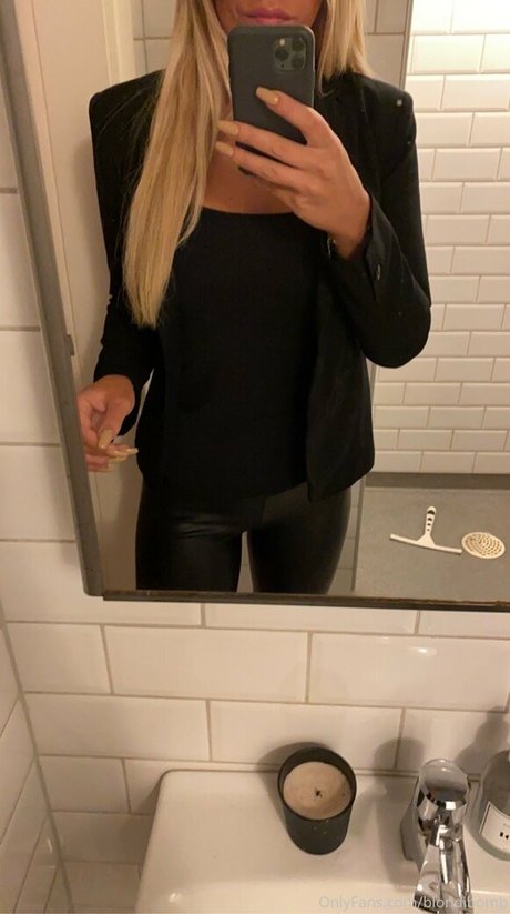 Blondibomb