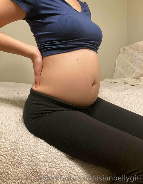Asianbellygirl