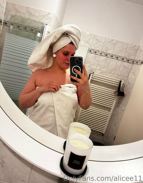 Alicee11