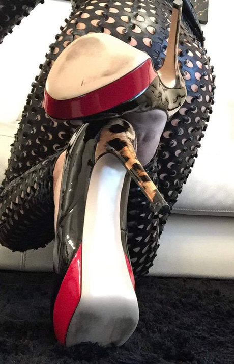 Goddess Penelope Trans Domina