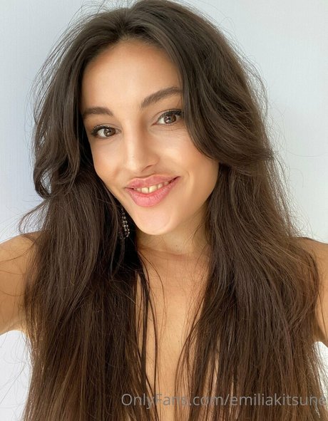 Onlyemiliaa