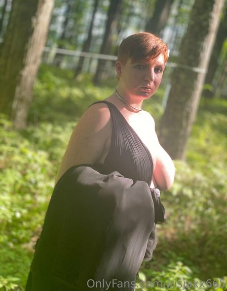 Irisjaxx665