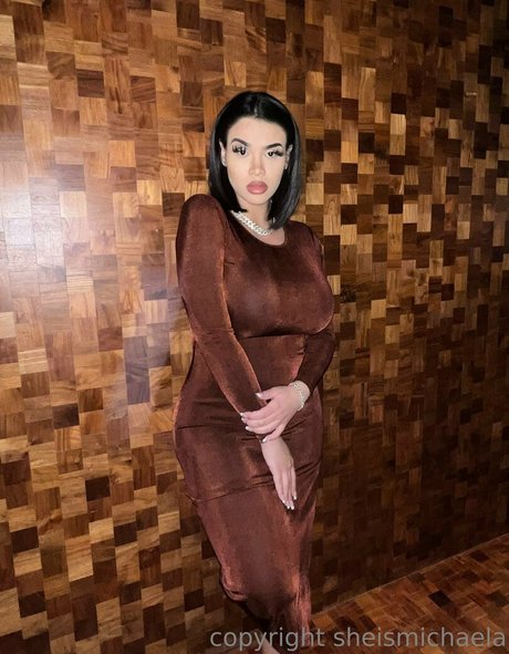 Sheismichaela