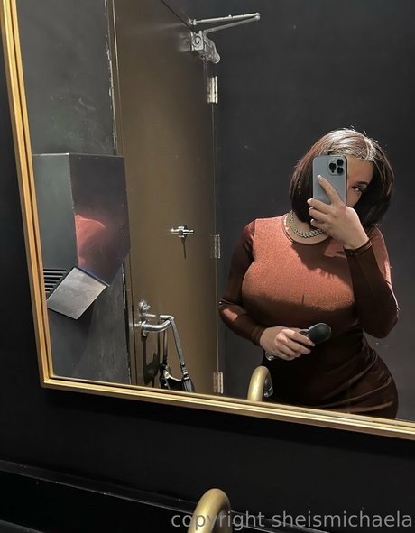 Sheismichaela