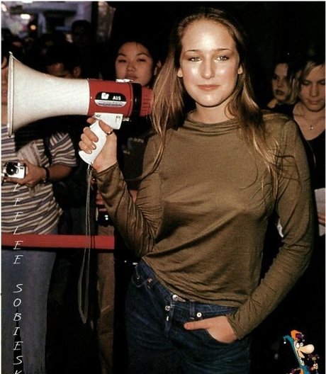 Leelee Sobieski