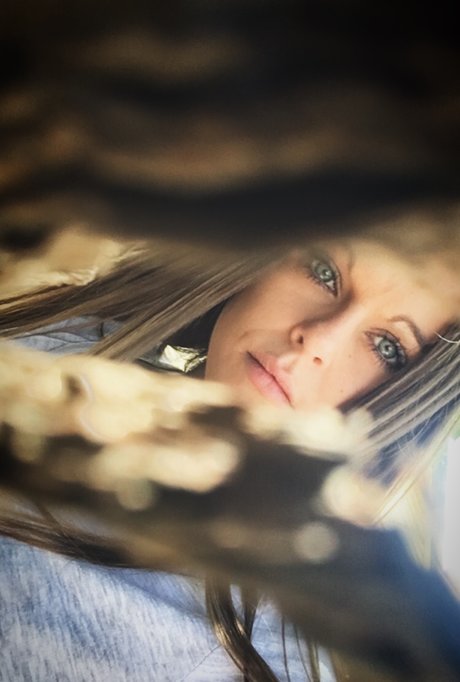 Rhiannon Dollar Official