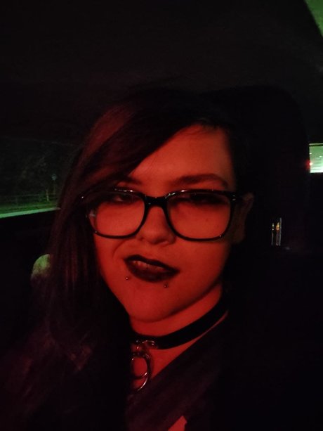 Queen Vixie  nude leaked OnlyFans photo