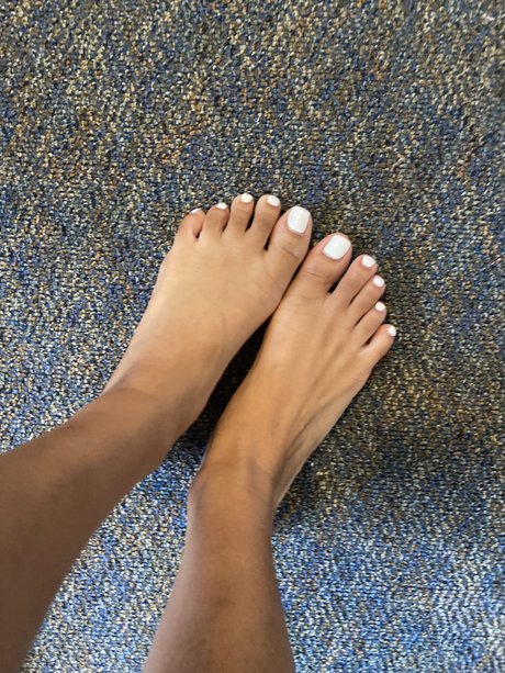 White Toes