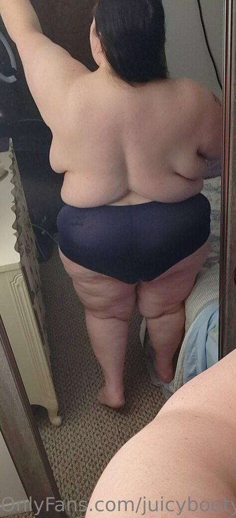 Juicybootybbw