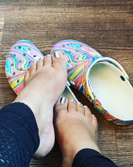 Widefootmargie  nude leaked OnlyFans photo