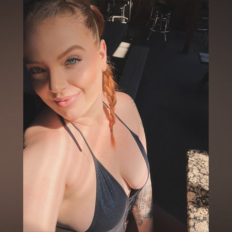 Sasha Quotsapphirequot Gold