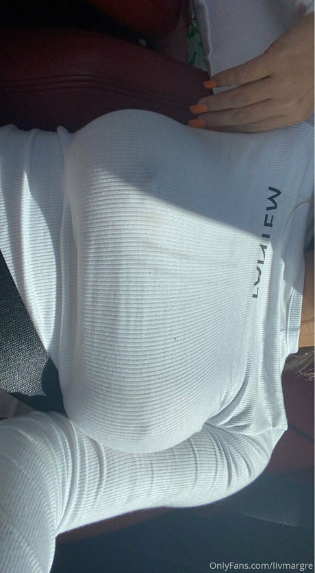 Oliviasnow69  nude leaked OnlyFans photo