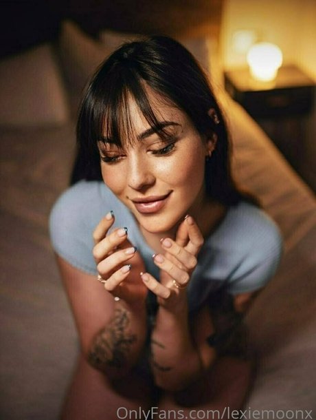 Lexiemoonx