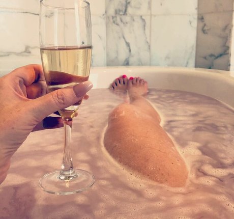 Tv Shopping Presenters