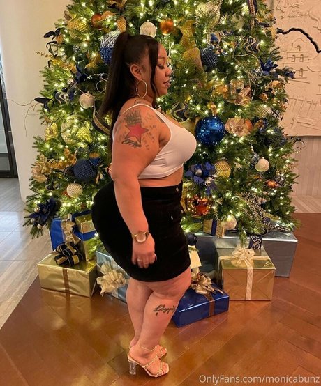 Monicabunz