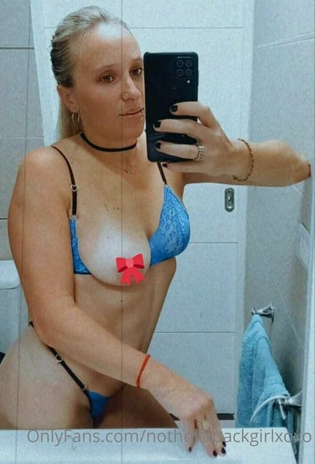 Nothollabackgirlxoxo