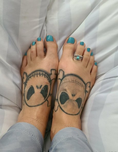 Tattedfeetbabe9