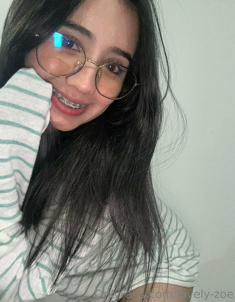 Lovelyzoe