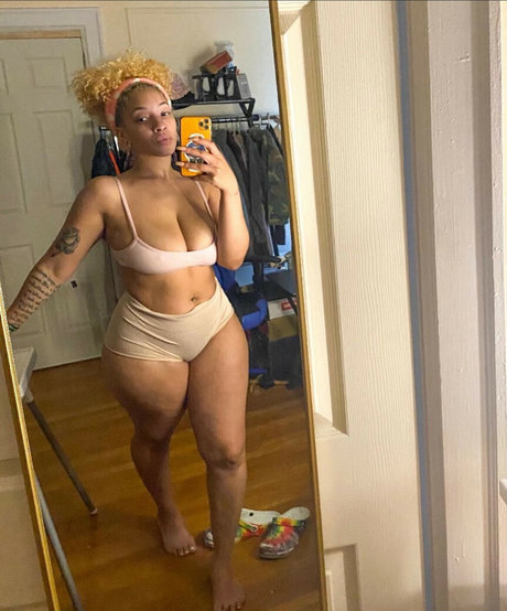 Villawase  nude leaked OnlyFans photo