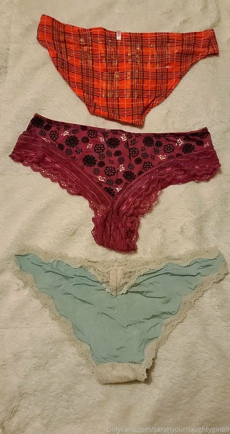 Sarahyournaughtygirl69