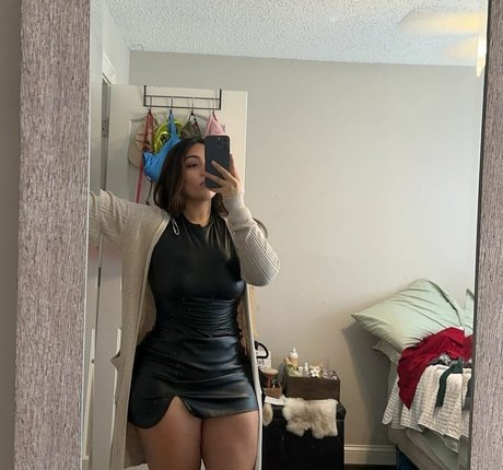 Bombassdeisy  nude leaked OnlyFans photo