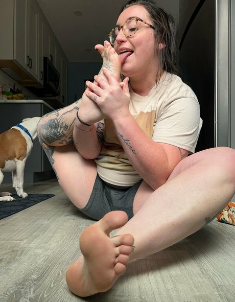 Lovethesemilkytitties  nude leaked OnlyFans photo