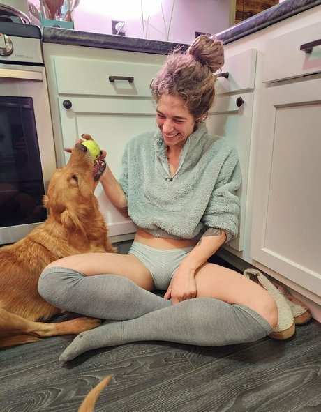 Yourmomgoestocollege1980