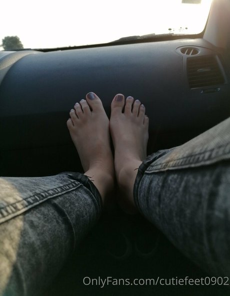 Cutiefeet0902