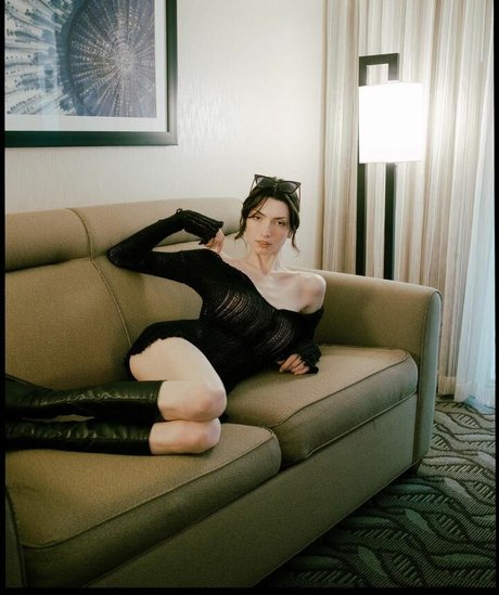 Thewomanfromanotherplace