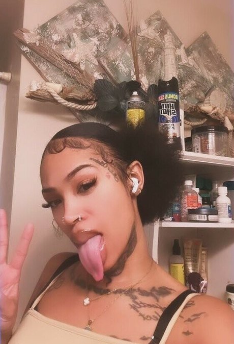 Long Tongue Fetish