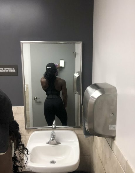Ebonymuscle