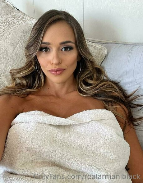 Realarmaniblack