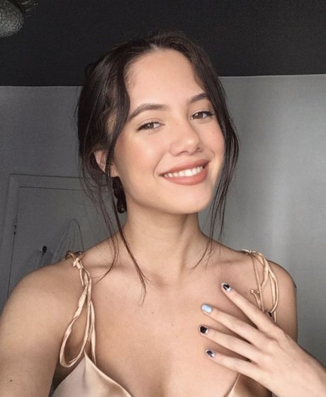 Saoirse Alicia Behzadi