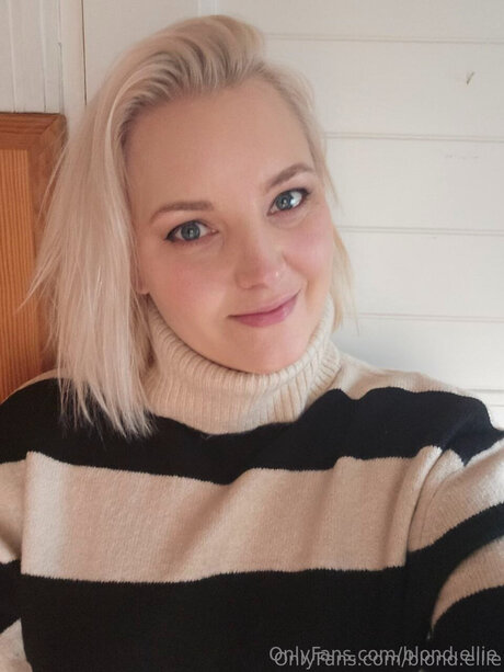 Blond Ellie