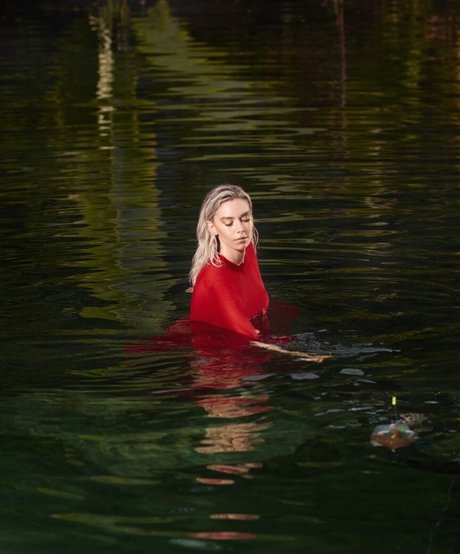 Vanessa Kirby