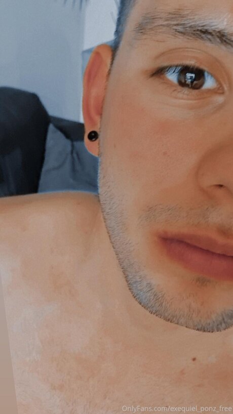 Exequiel Ponz Free