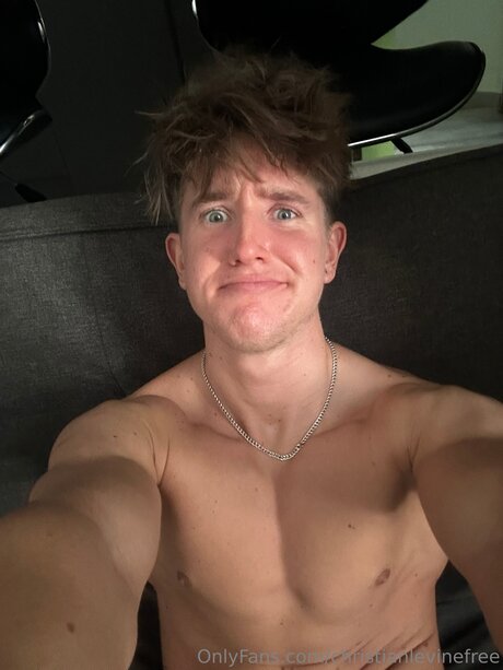 Christianlevine Straight