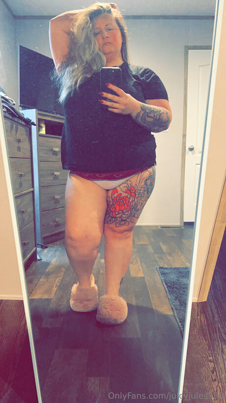 Juicyjules256