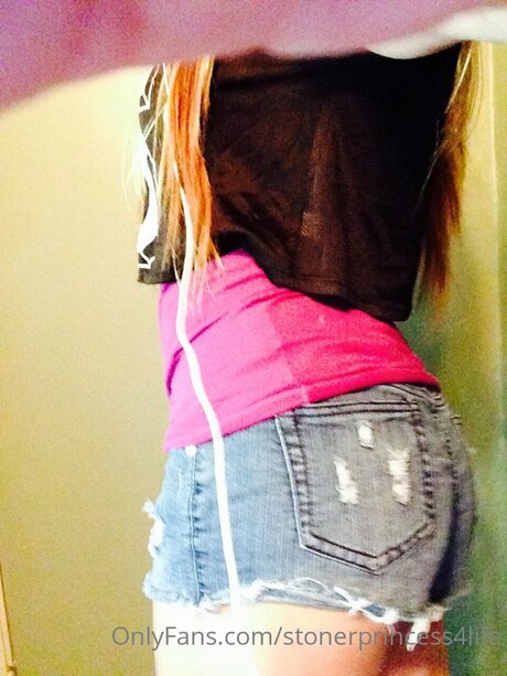 Stonerprincess4life
