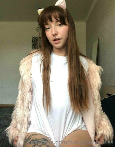 Funnybunnykiss