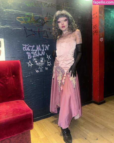 Jazmin Bean