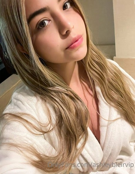 Ashleybleirvip