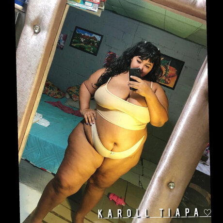 Karoll Tiapa Curvy 