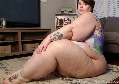 Bbwbeccabae