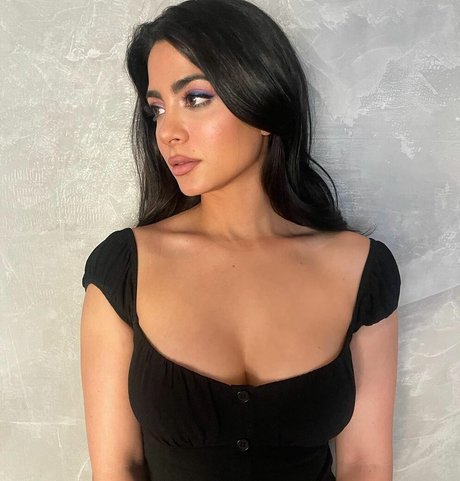 Emeraude Toubia