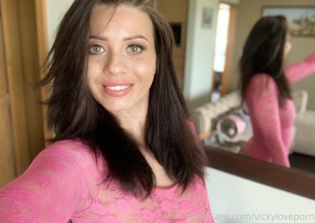 Vickyloveporn