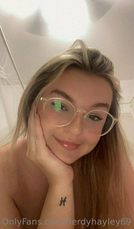 Nerdyhayley69