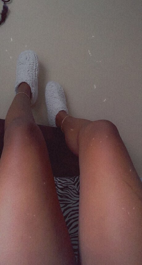 Size 10 Heartbreaker