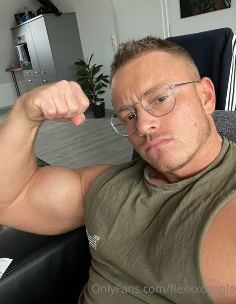 Flexxxcouple